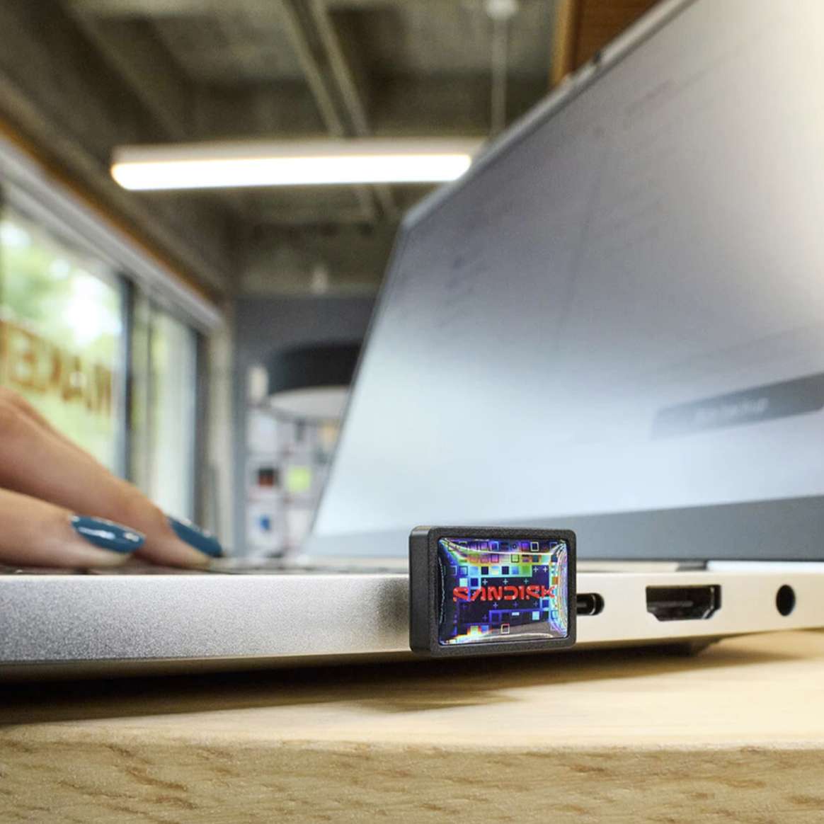 sandisk usb-c muistitikku 256 jpg SanDisk Extreme Fit USB-C muistitikku 256GB